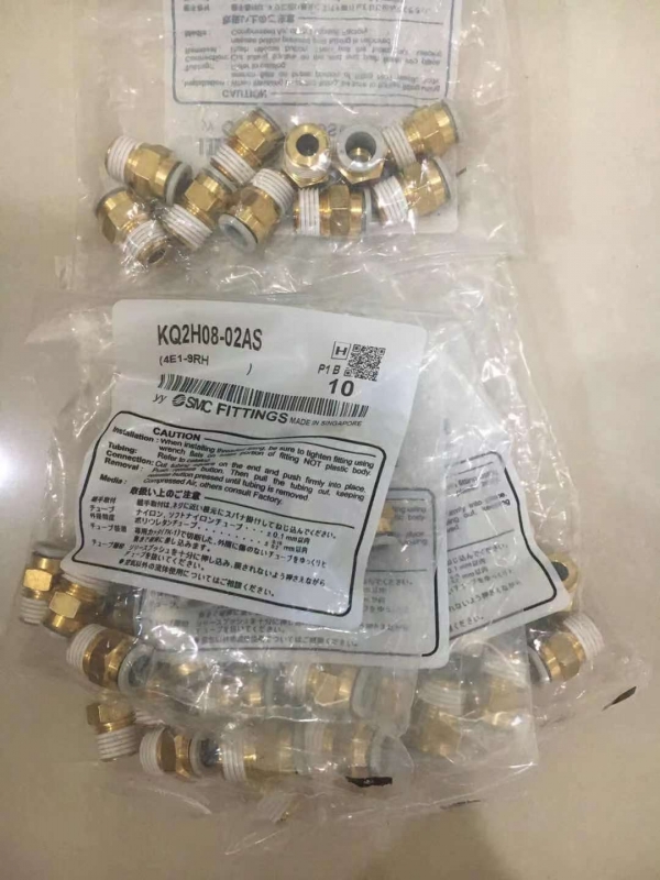 SMC快插彎頭KQ2L10-02AS現(xiàn)貨